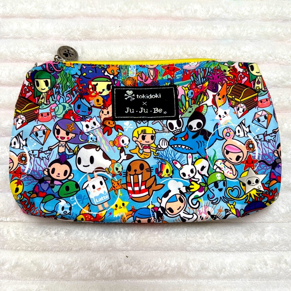 ⭐️ SALE ⭐️ RARE GUC Jujube x Tokidoki Be Quick in Original Sea Amo w Yellow